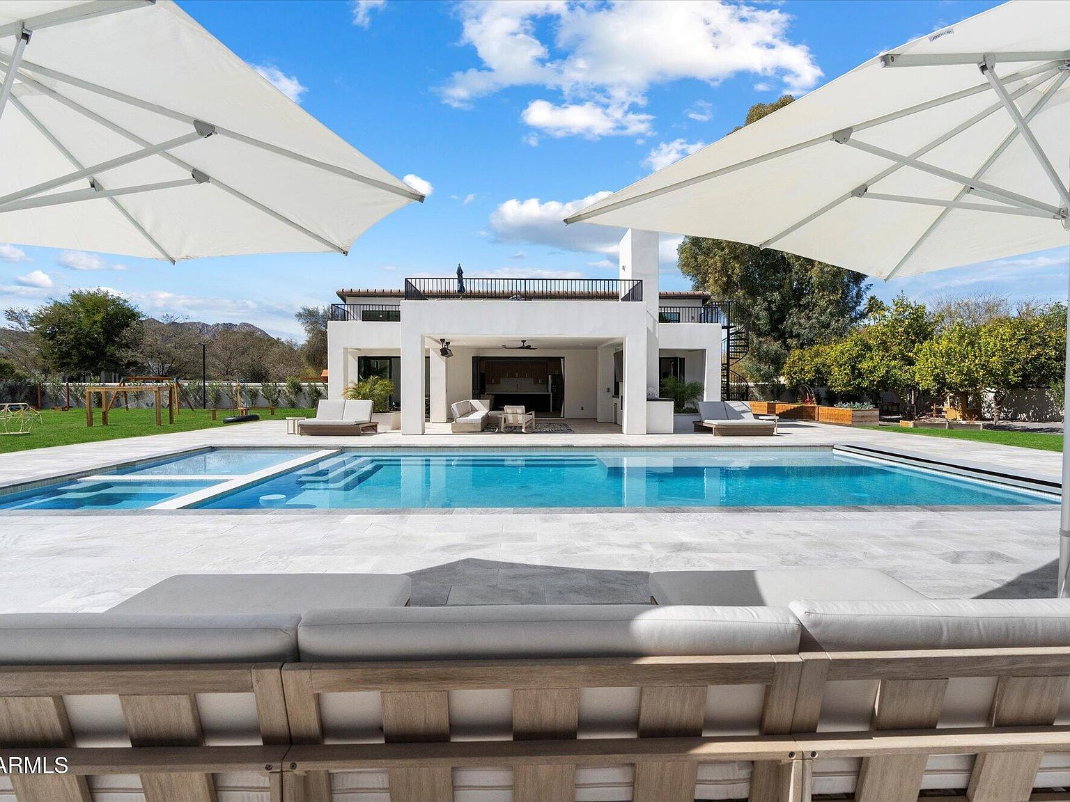 確認(〃艸〃)୨୧⑅*. 9114 N 55th St, Paradise Valley, AZ 85253 | Zillow