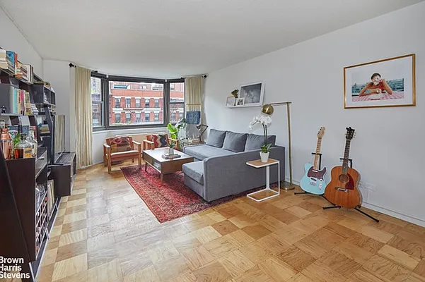 Rented by Brown Harris Stevens | media 7