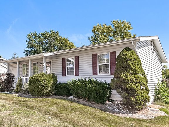 4th image of 1010 Dewayne Dr
