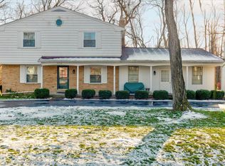 47129 Dunsany Rd, Northville, MI 48167