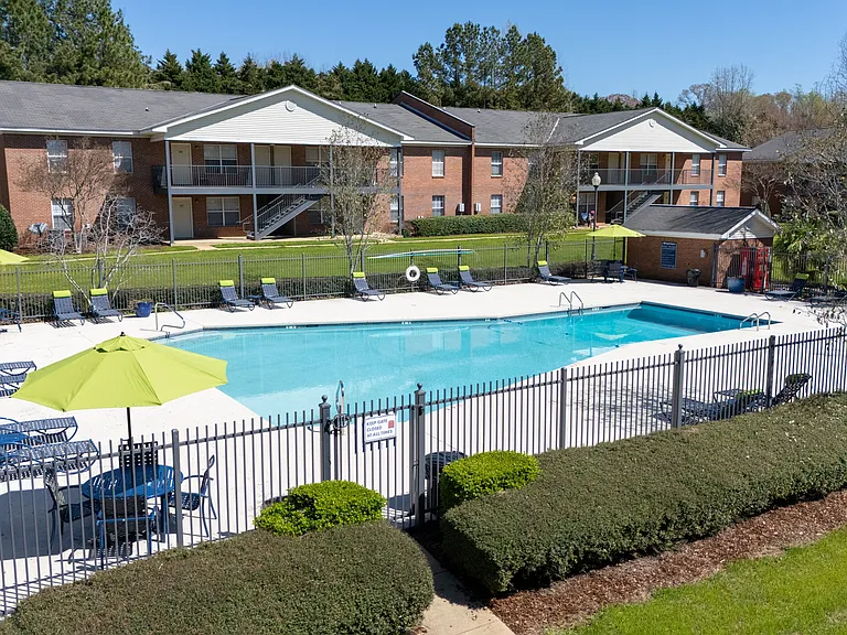 Regal Pointe Apartment Homes — Photo 23