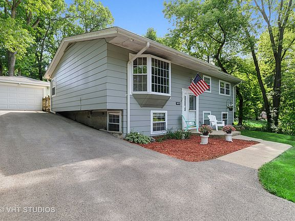 2nd image of 18075 W Valley Dr