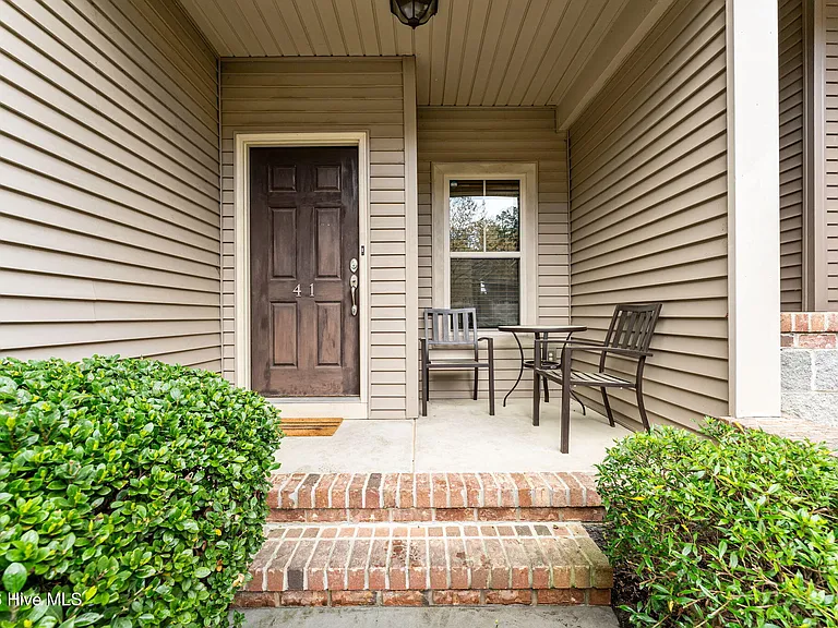 41 Cypress Cir — Photo 5