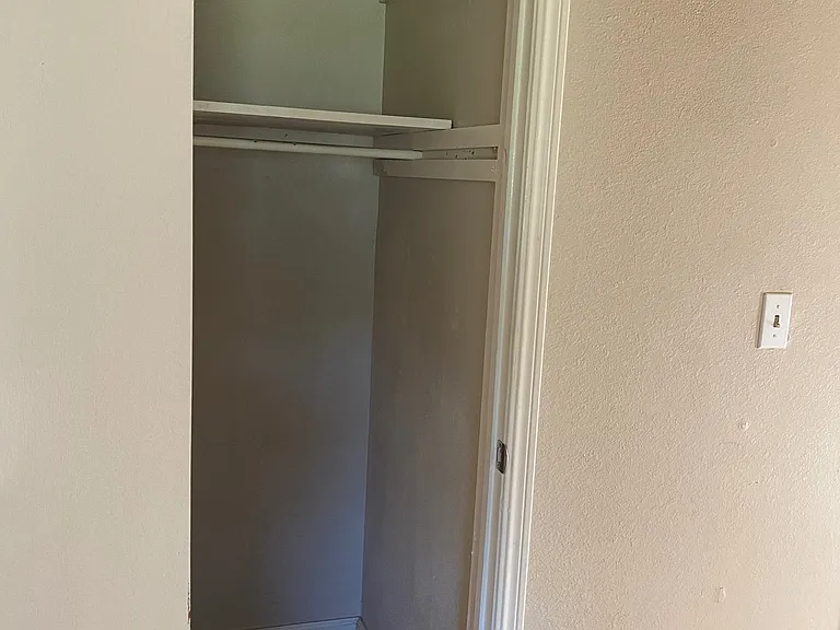 4808 Sunset Ter — Photo 12