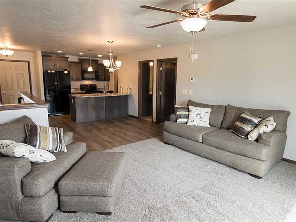 3rd image of 404 Macey Ave #B