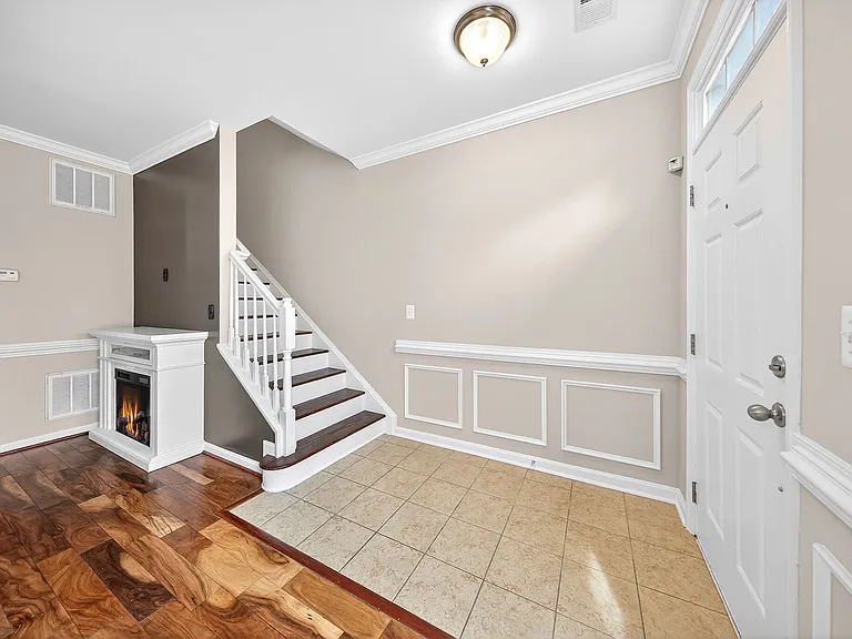 15825 John Diskin Cir — Photo 11