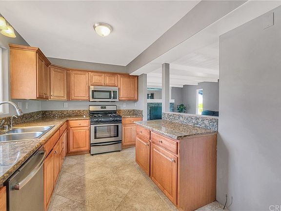 4th image of 120 Mesa Dr