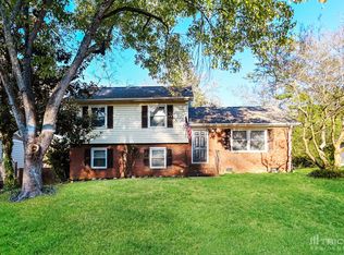 6800 Barcliff Dr, Charlotte, NC 28212