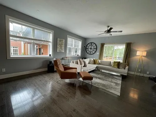 2021 Central Ave Photo 1