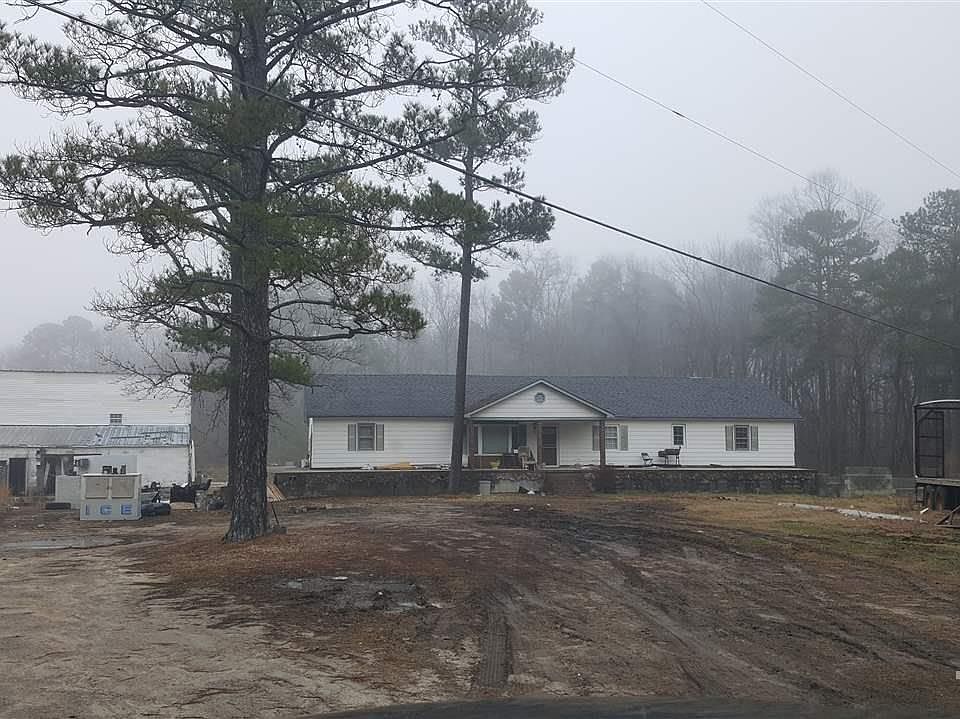 2nd image of 385 Vanco Mill Rd