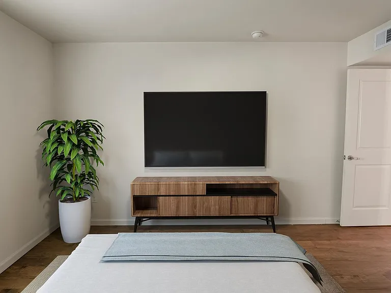 Westport Crossing Apartments — Photo 10