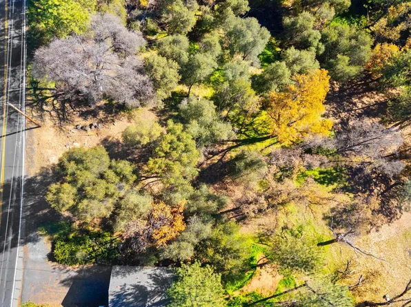 19795 Ferretti Rd, Groveland, CA 95321