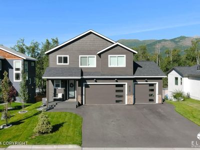 8739 Turlock Dr, Eagle River, AK, 99577