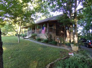 292 Cove Cir, Caryville, TN 37714