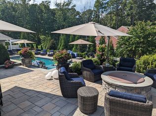 15700 Hidden Falls Dr, Moseley, VA 23120