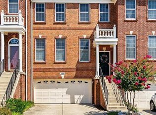 25585 America Sq, Chantilly, VA 20152