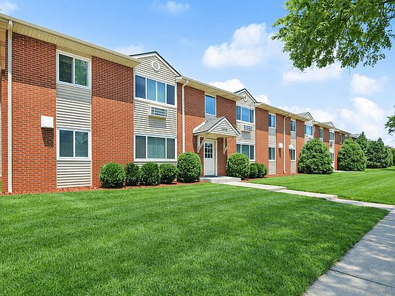 3rd image of 2770 E Edgerton Ave #4-26364