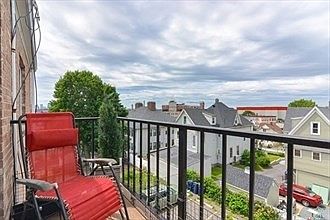 2nd image of 22 Irving St APT 14