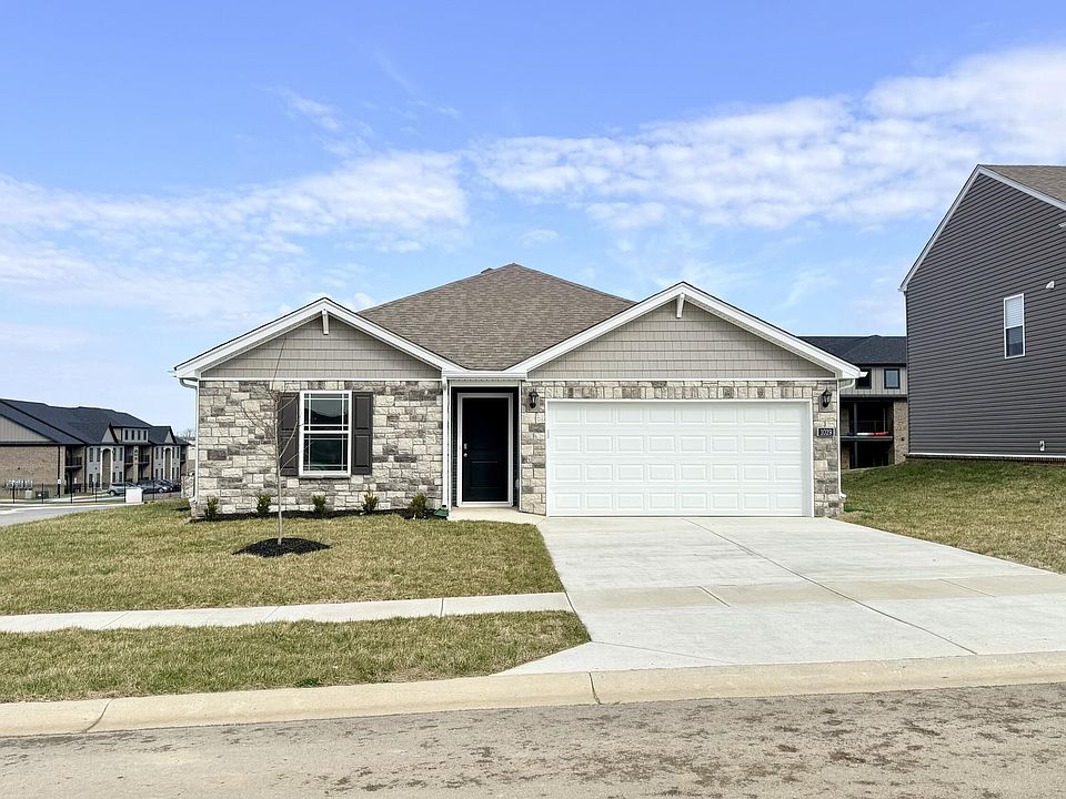 1st image of 1029 Carriage Place Dr