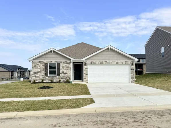 1029 Carriage Place Dr, Richmond, KY 40475