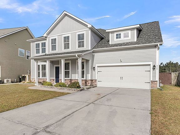 3rd image of 316 Beachgrass Ln