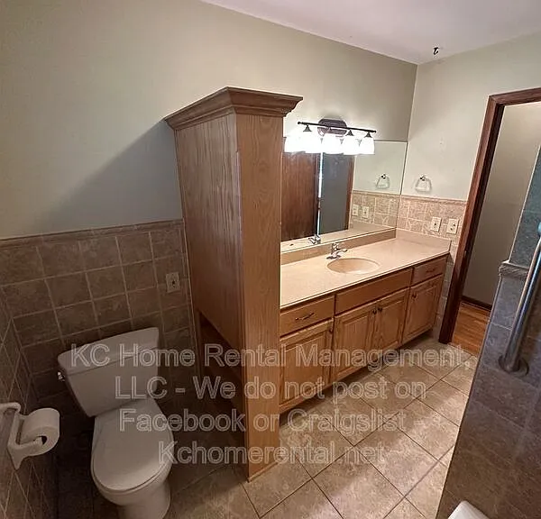 5423 Ballentine St — Photo 35