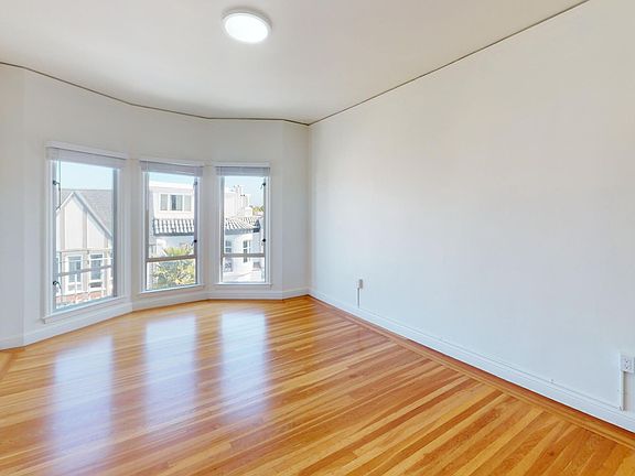 3rd image of 55 Casa Way APT 302