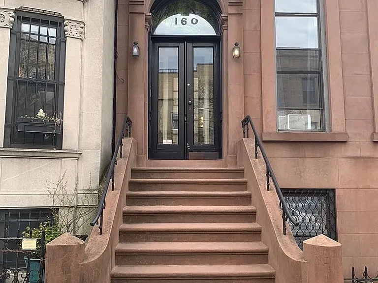 160 Sterling Pl #3R — Photo 1