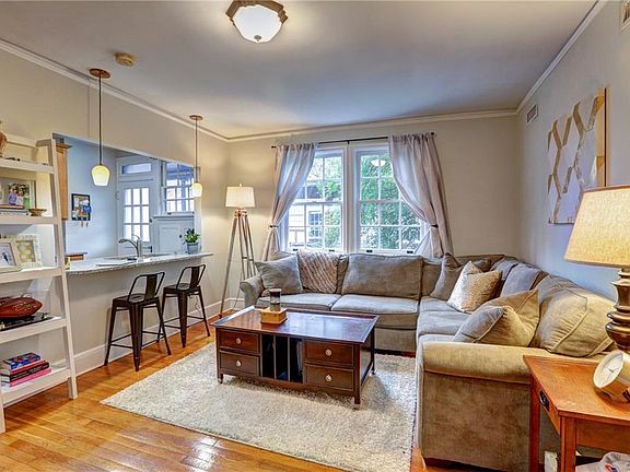 5th image of 3122 Kensington Ave #U10