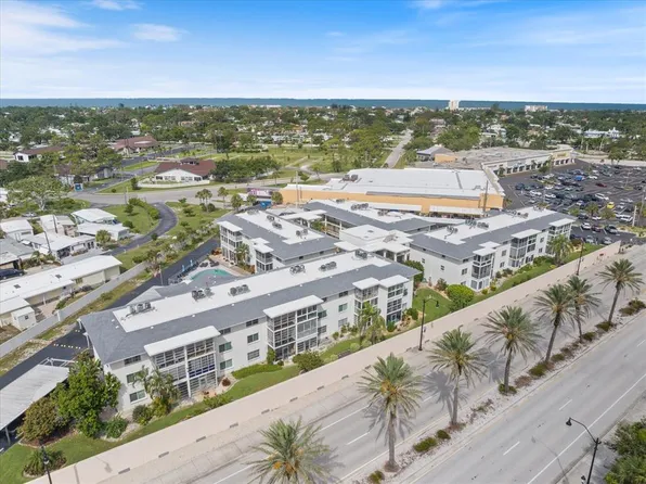 708 Tamiami Trl S APT 306, Venice, FL 34285