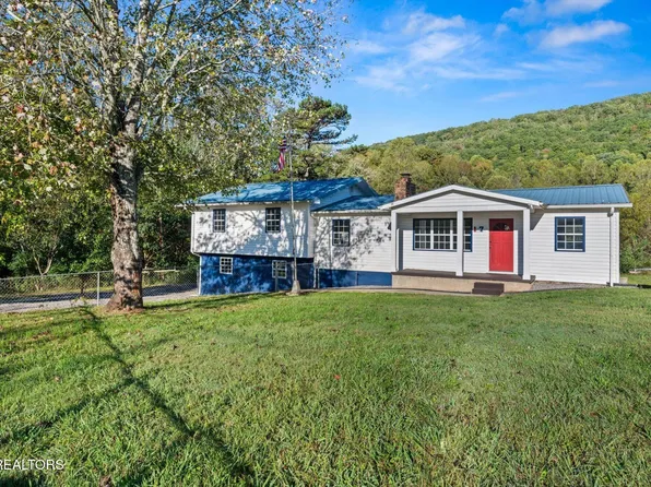 147 Justice Rd, Oliver Springs, TN 37840