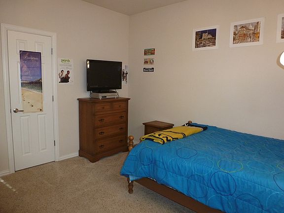 4th image of 1001 Krenek Tap Rd APT 2704