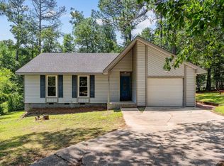 1397 Worstead Dr, Fayetteville, NC 28314