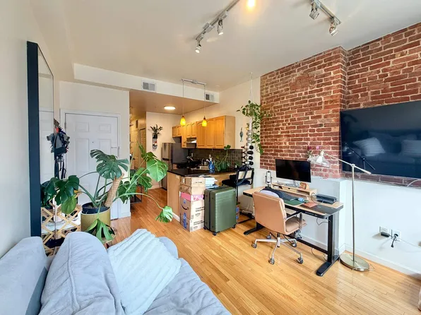 86 Monroe St APT 3R, Hoboken, NJ 07030