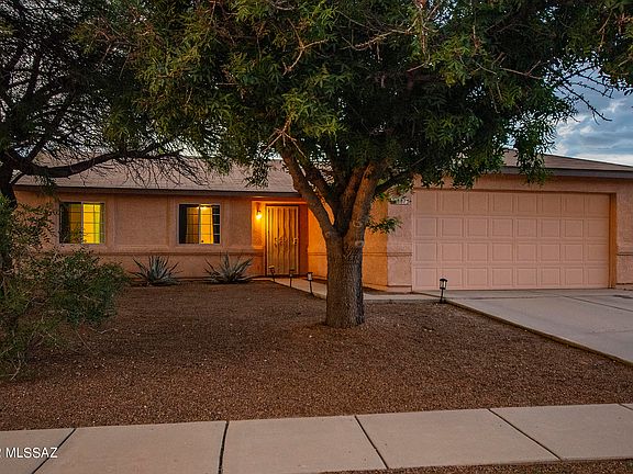 5th image of 8815 E Squaw Peak Dr