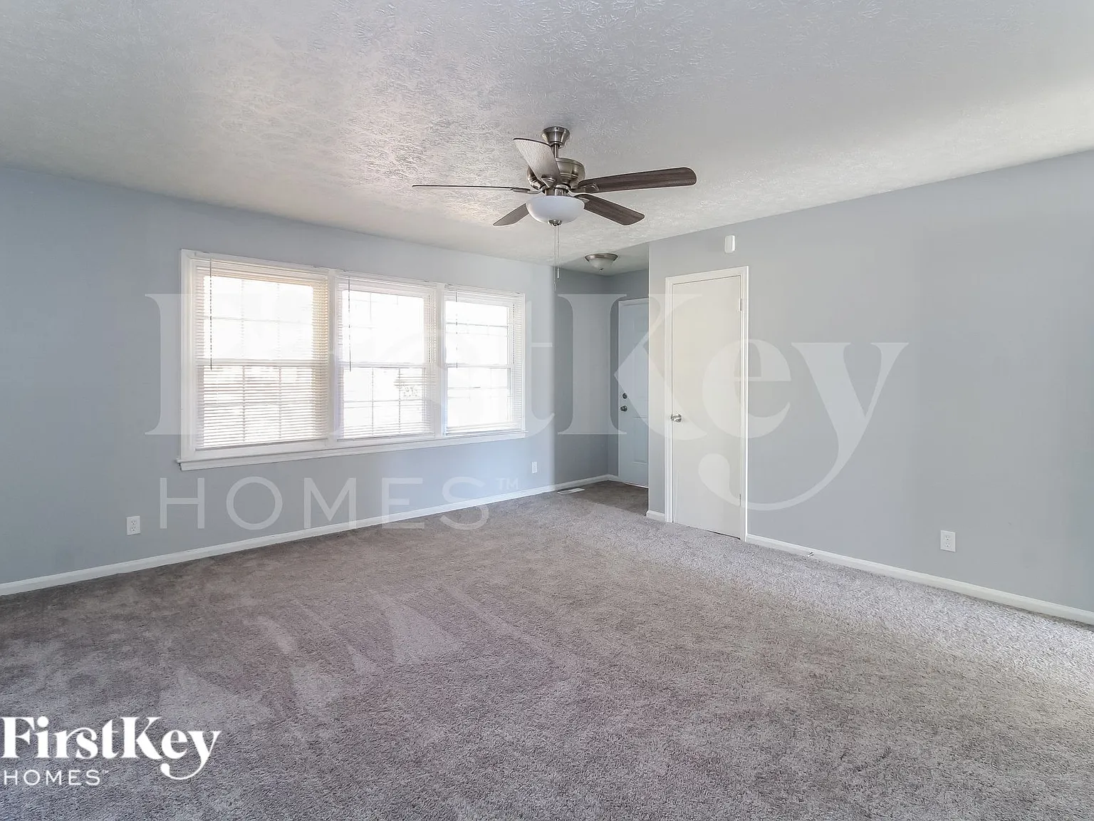 4 bed, 2.0 bath, 1413 sqft, $1,970 — Photo 3