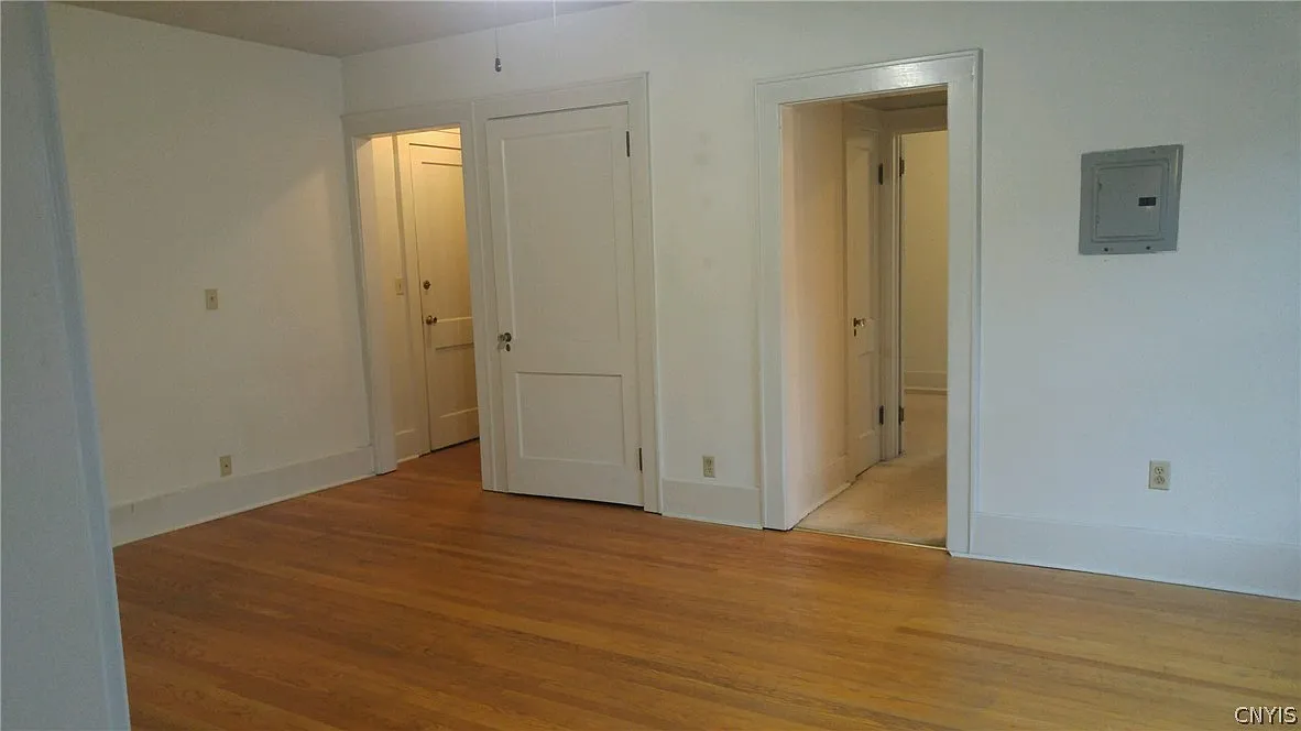 1 bed, 1.0 bath, 800 sqft, $1,100 — Photo 3