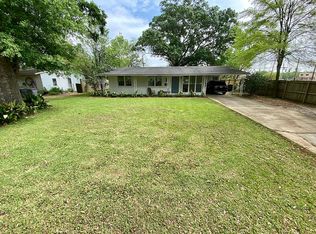 402 Linda Cir, Baton Rouge, LA 70806