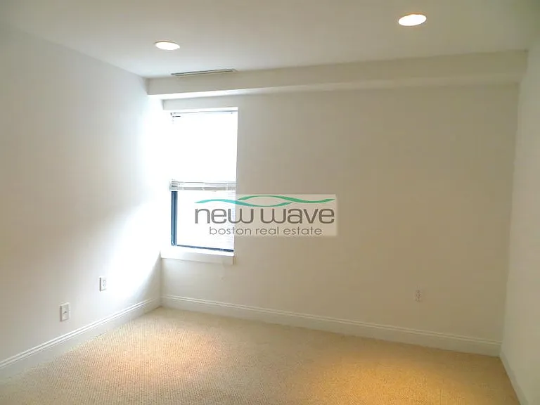 108 Jersey St #5 — Photo 9