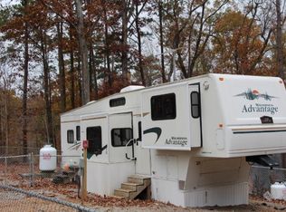 42 Gunpowder Trl, Bracey, VA 23919