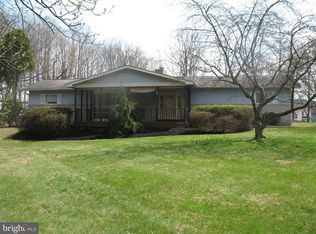 1095 Upper State Rd, Chalfont, PA 18914