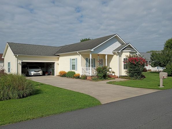 403 Sassafras Dr
