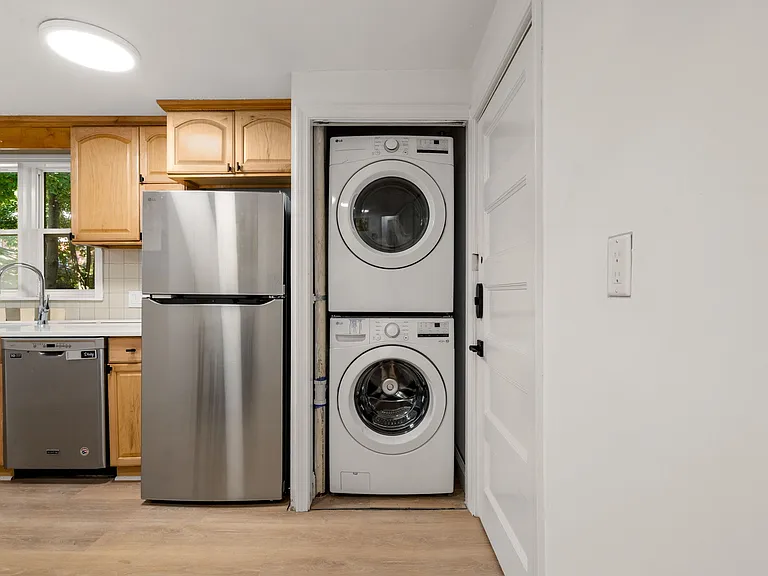 80 Patten St #4 — Photo 11