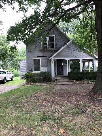 1st image of 1810 S Claremont Ave