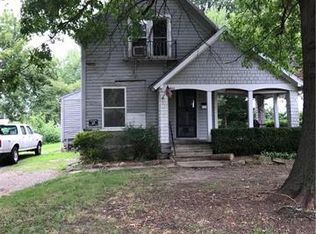 1810 S Claremont Ave, Independence, MO 64052