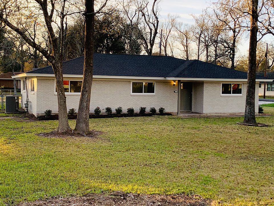 1st image of 400 Gum Dr