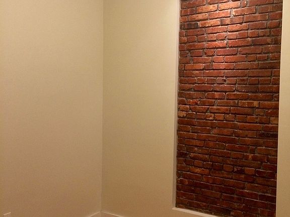 3rd image of 683 Sterling Pl #Rr11
