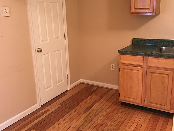 5th image of 38 S State St #106
