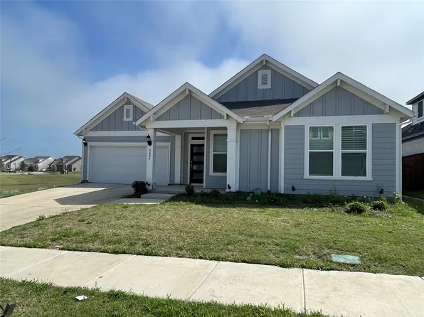 8606 Royal Star Rd, Rowlett, TX 75089