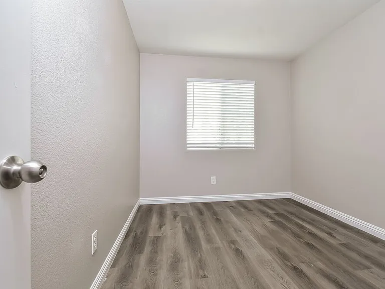 3921 Marble Mountain St — Photo 14